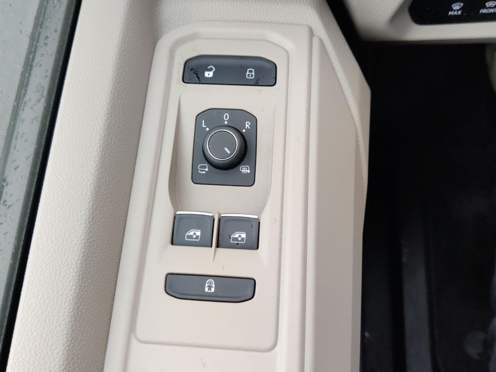 Volkswagen Multivan – Bild 16