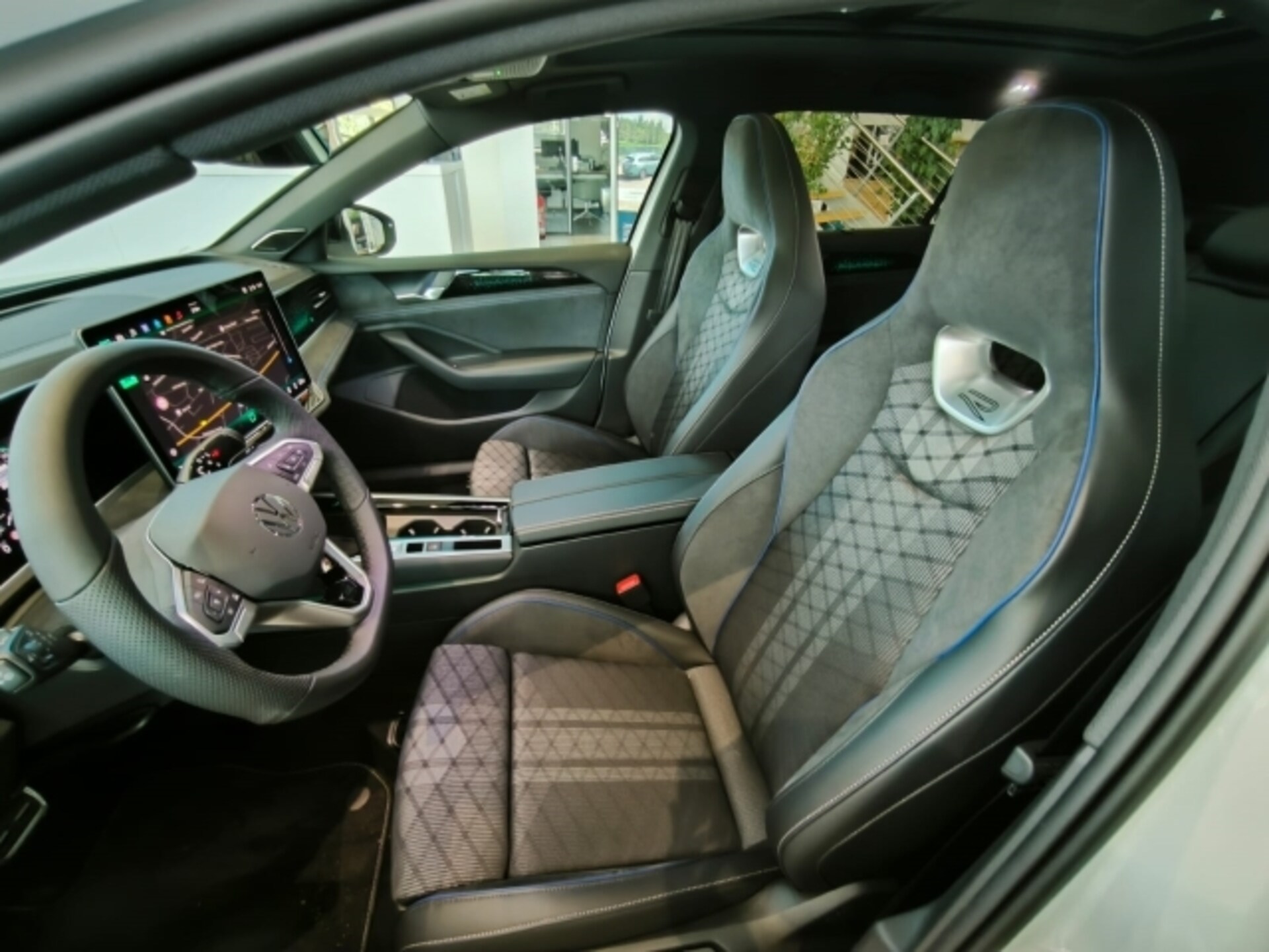Volkswagen Passat R-Line