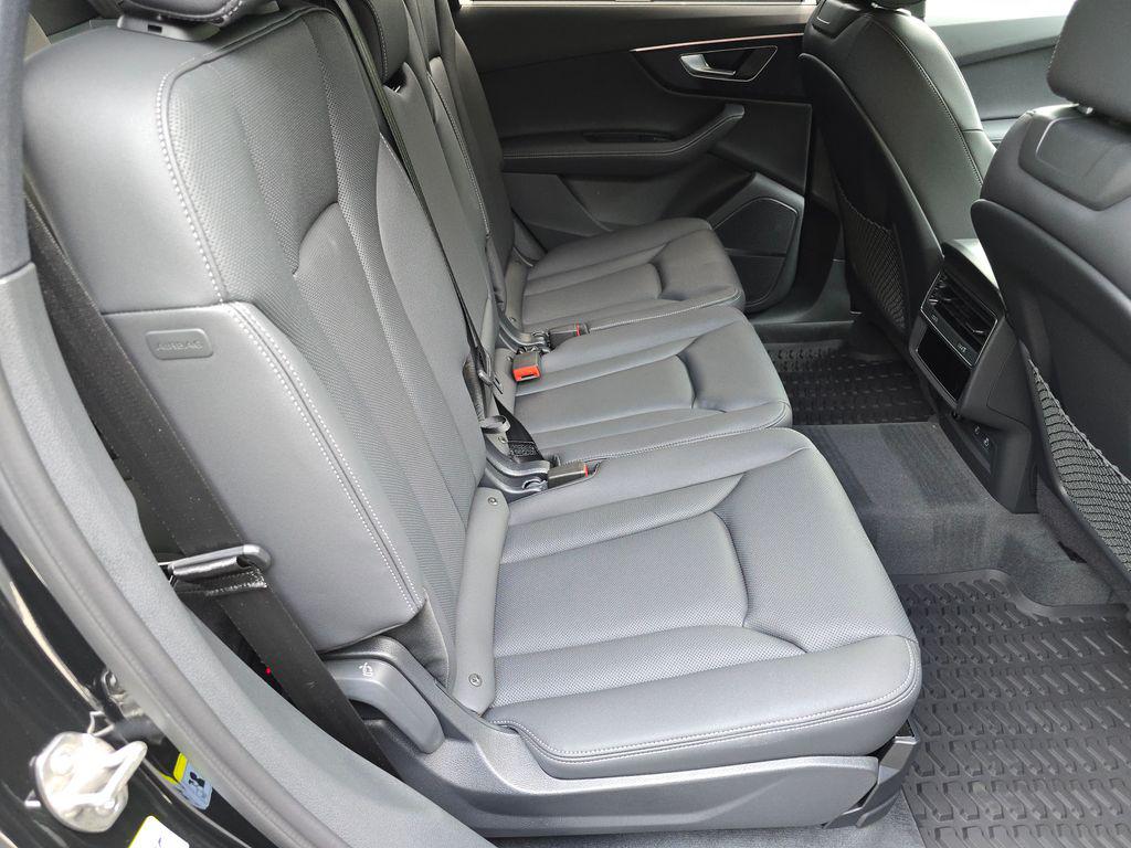 2026 Audi Q7 Premium Plus - Photo 13