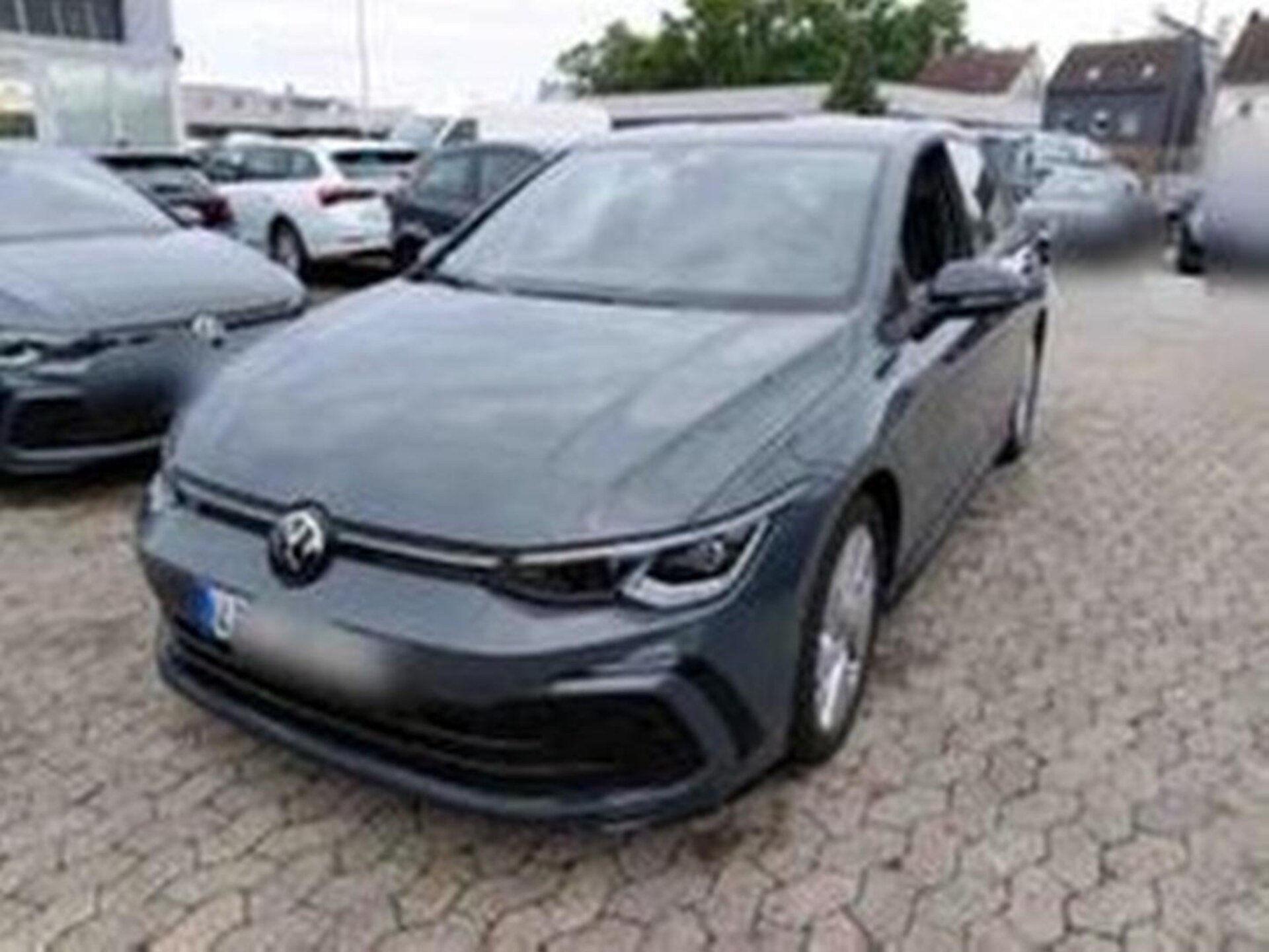 Volkswagen Golf R-Line