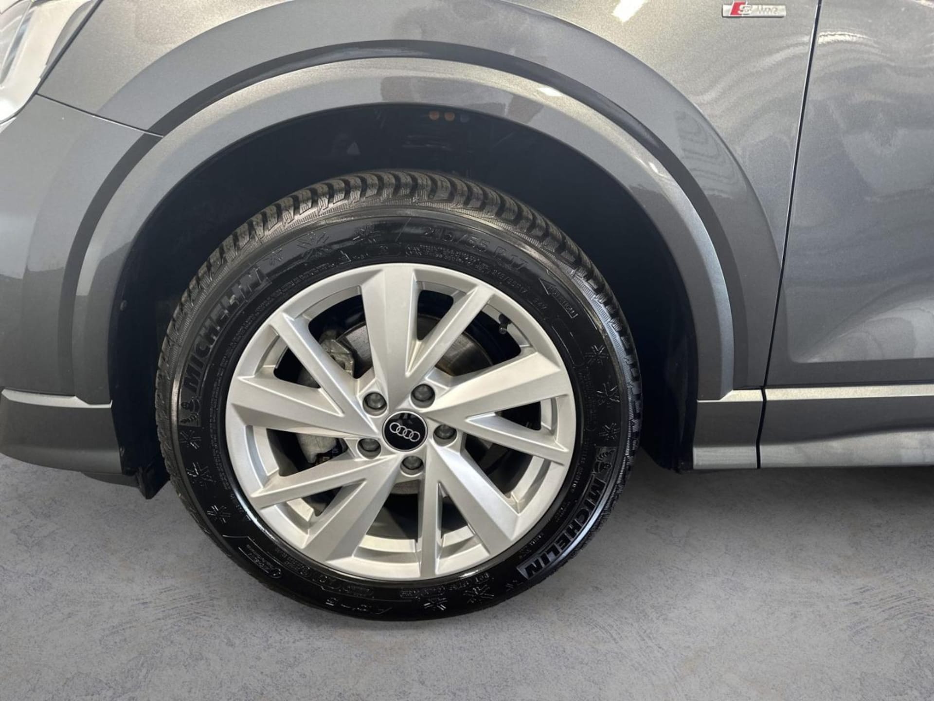 Audi Q2 S line