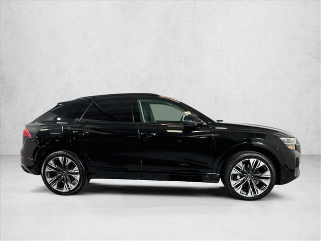 2025 Audi Q8