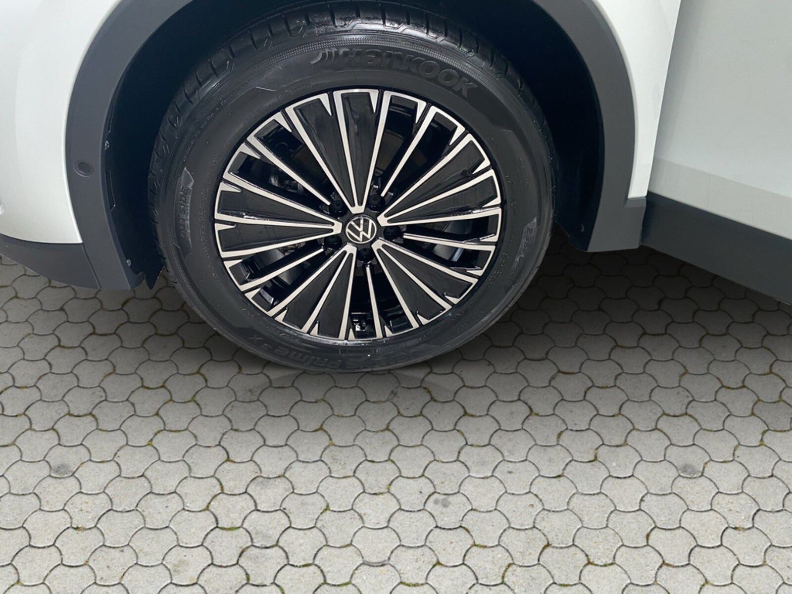 Volkswagen Tiguan – Bild 18