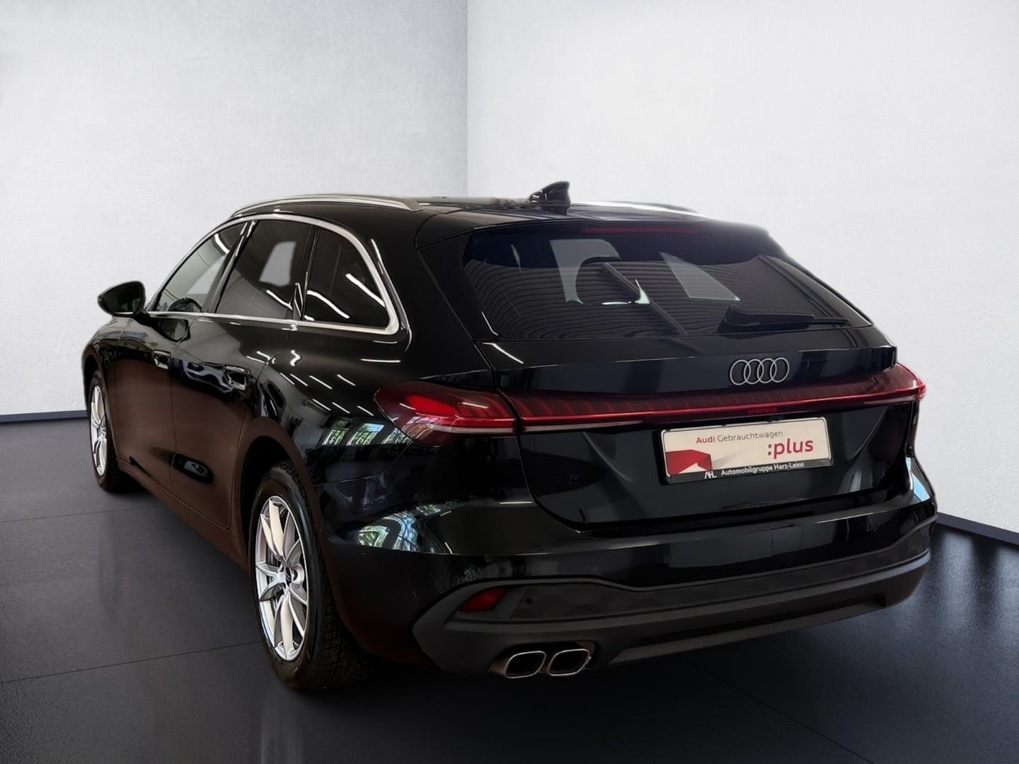 Bild über Audi A5 Avant TDI 150 kW S tronic - für weitere Informationen kontaktieren Sie den Audi Partner