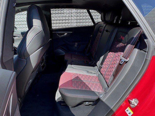 2025 Audi RS Q8 Base - Photo 16