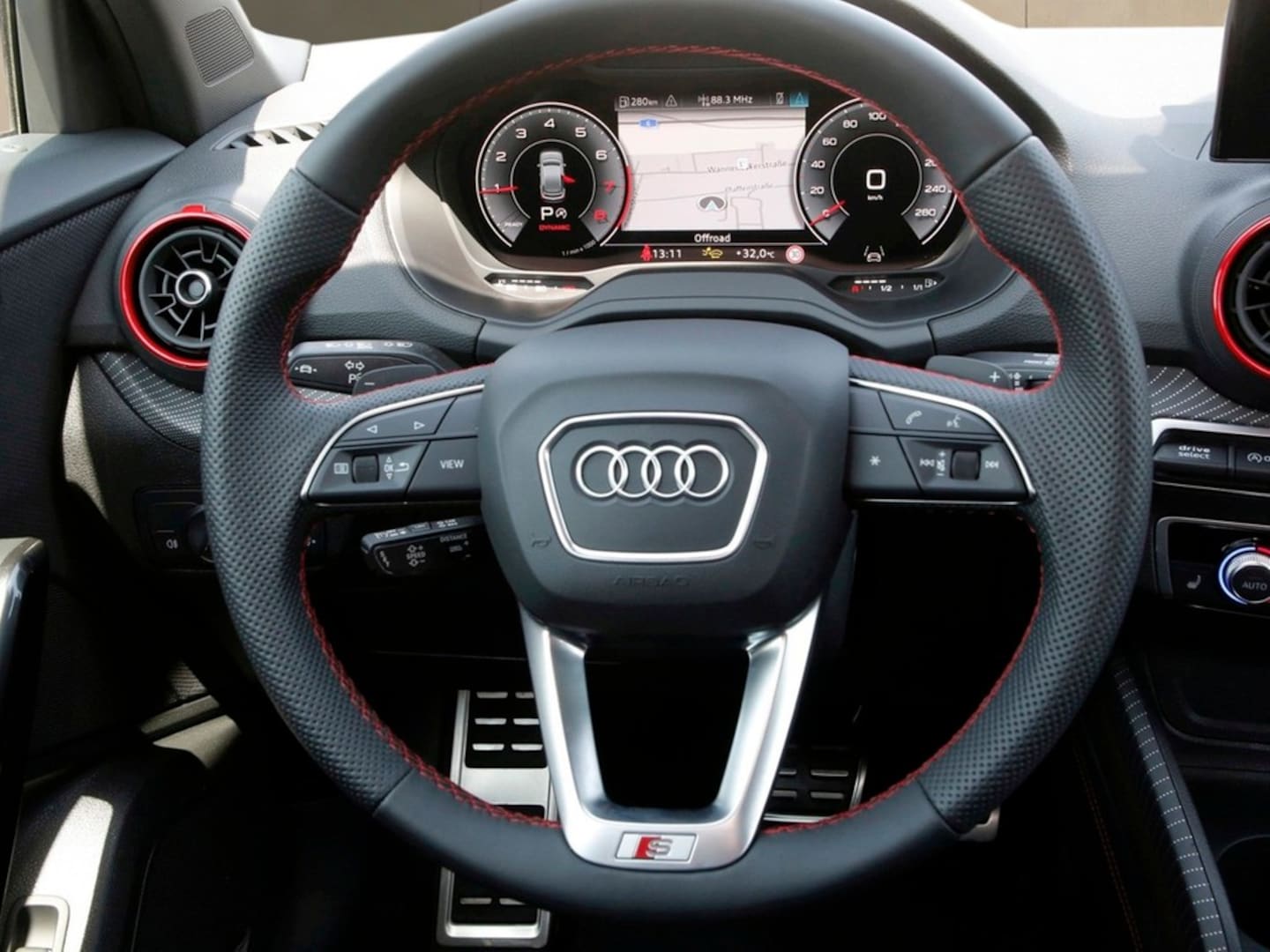 Bild über Audi Q2 S line 35 TFSI S tronic - für weitere Informationen kontaktieren Sie den Audi Partner