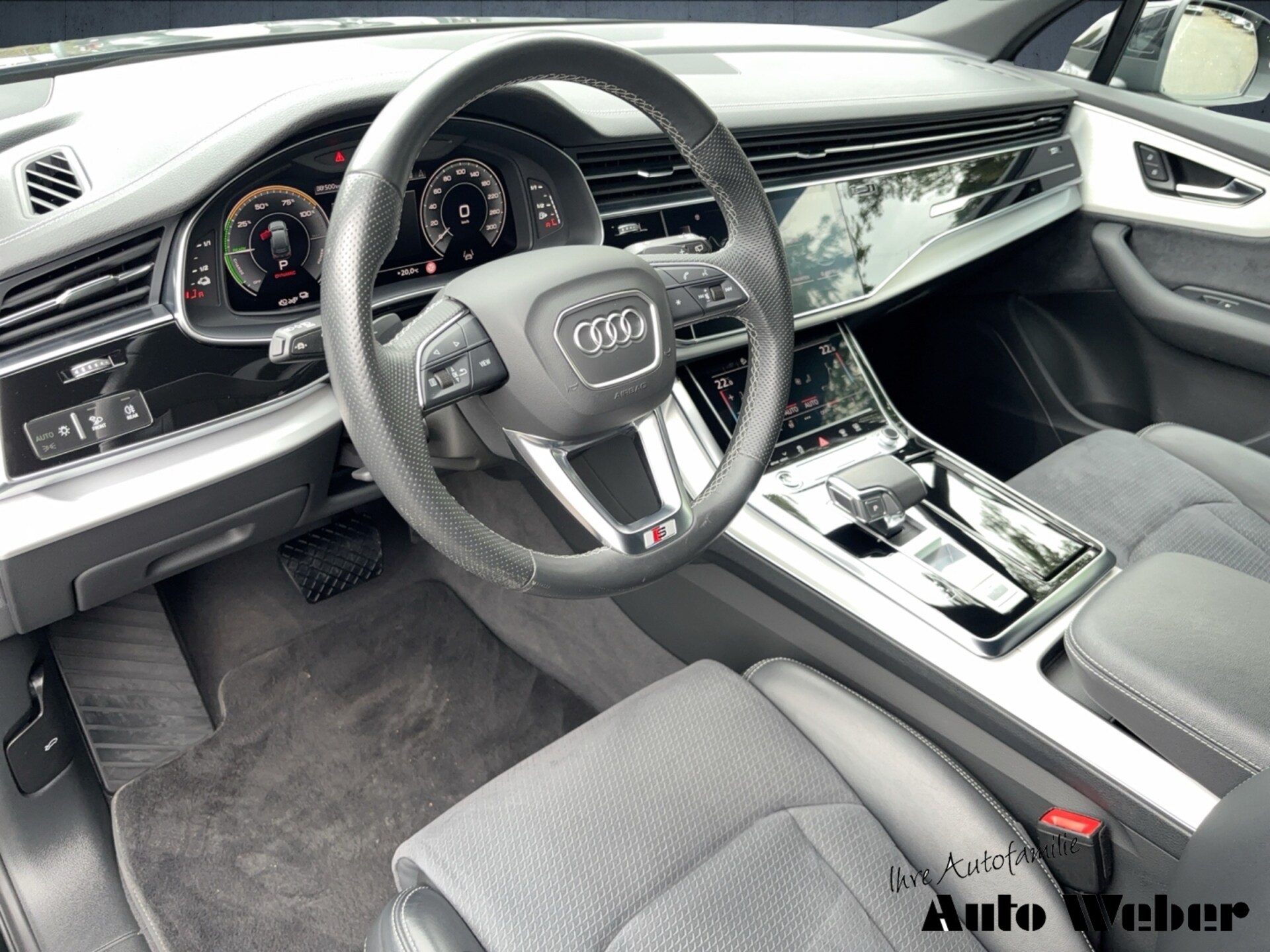 Audi Q7 SUV TFSI e S line