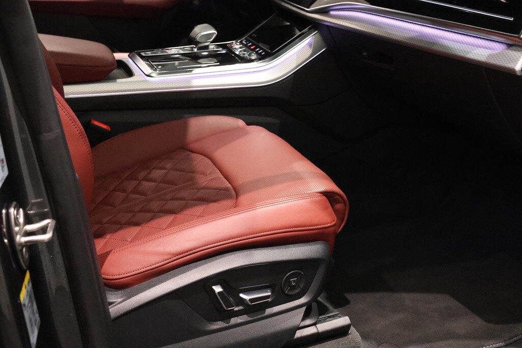 Bild som visar Audi SQ8 SQ8 SUV TFSI 507 hk tiptronic - för mer information kontakta din Audi Partner