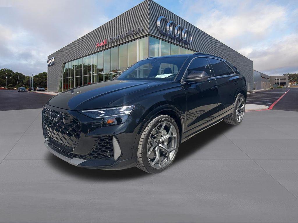 2026 Audi RS Q8 -'s photo
