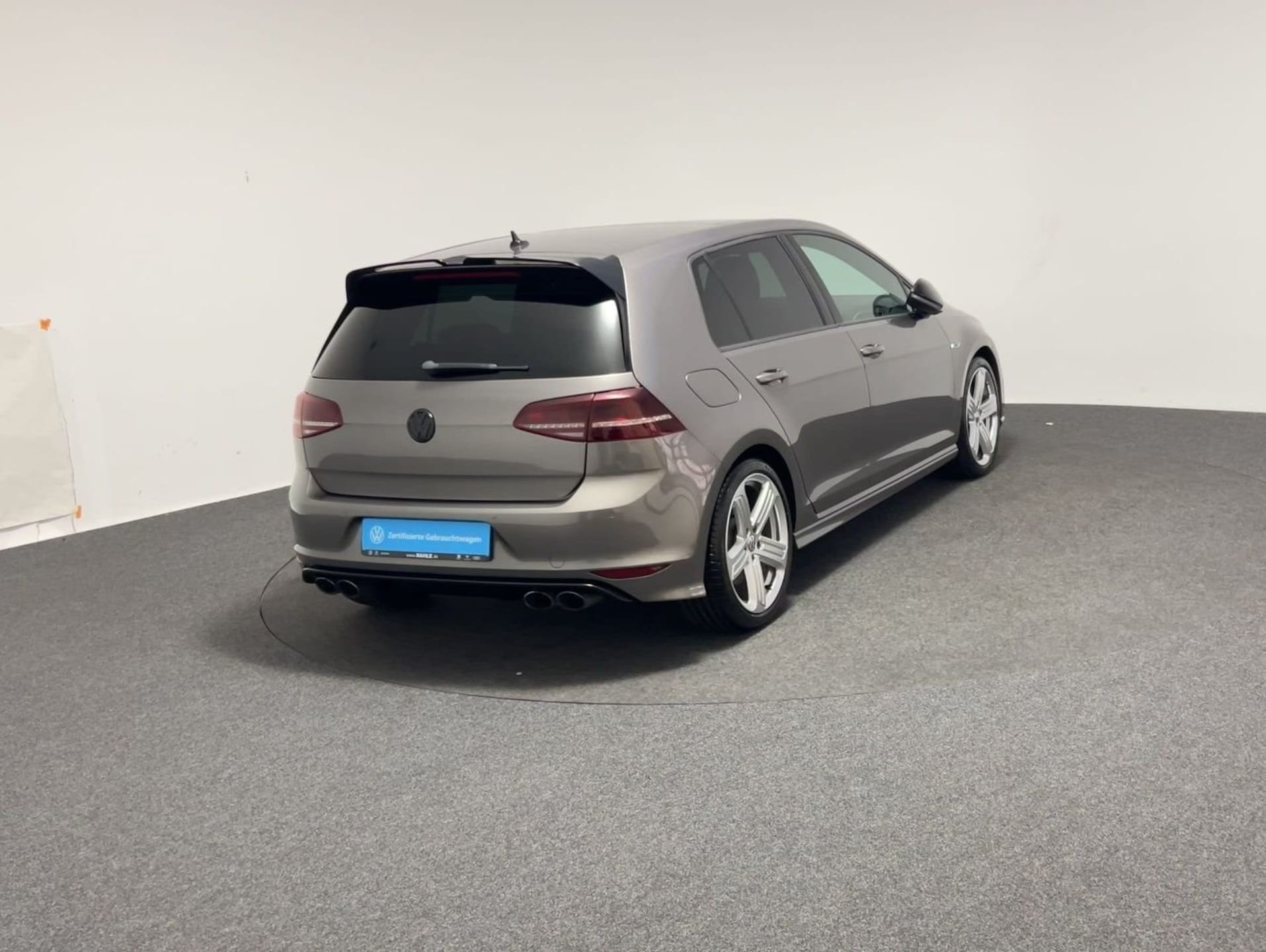 Volkswagen Golf R