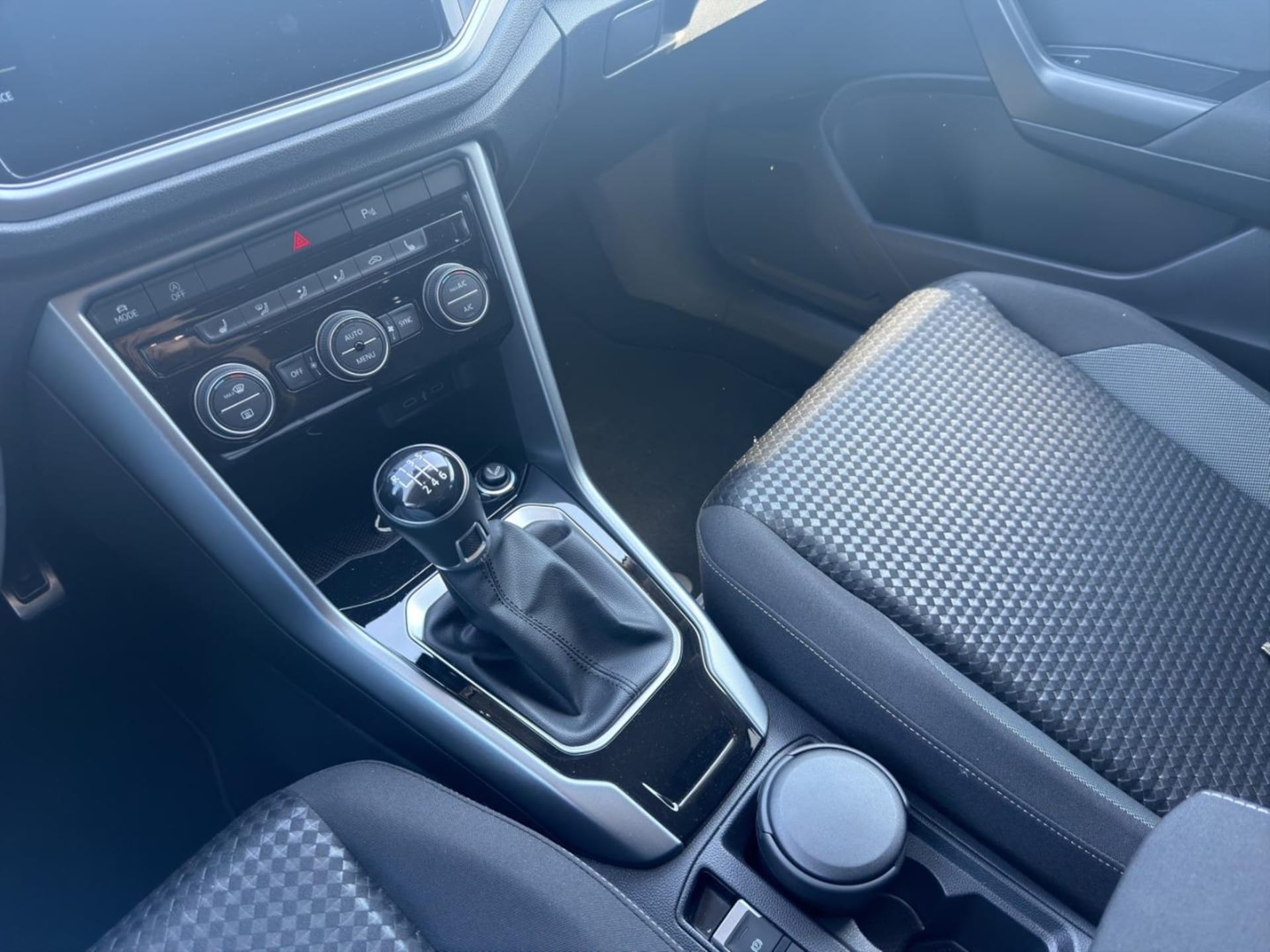 Volkswagen T-Roc Active