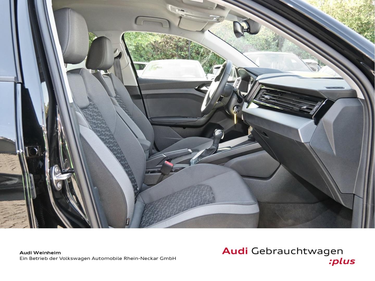 Bild über Audi A1 allstreet 30 TFSI S tronic - für weitere Informationen kontaktieren Sie den Audi Partner