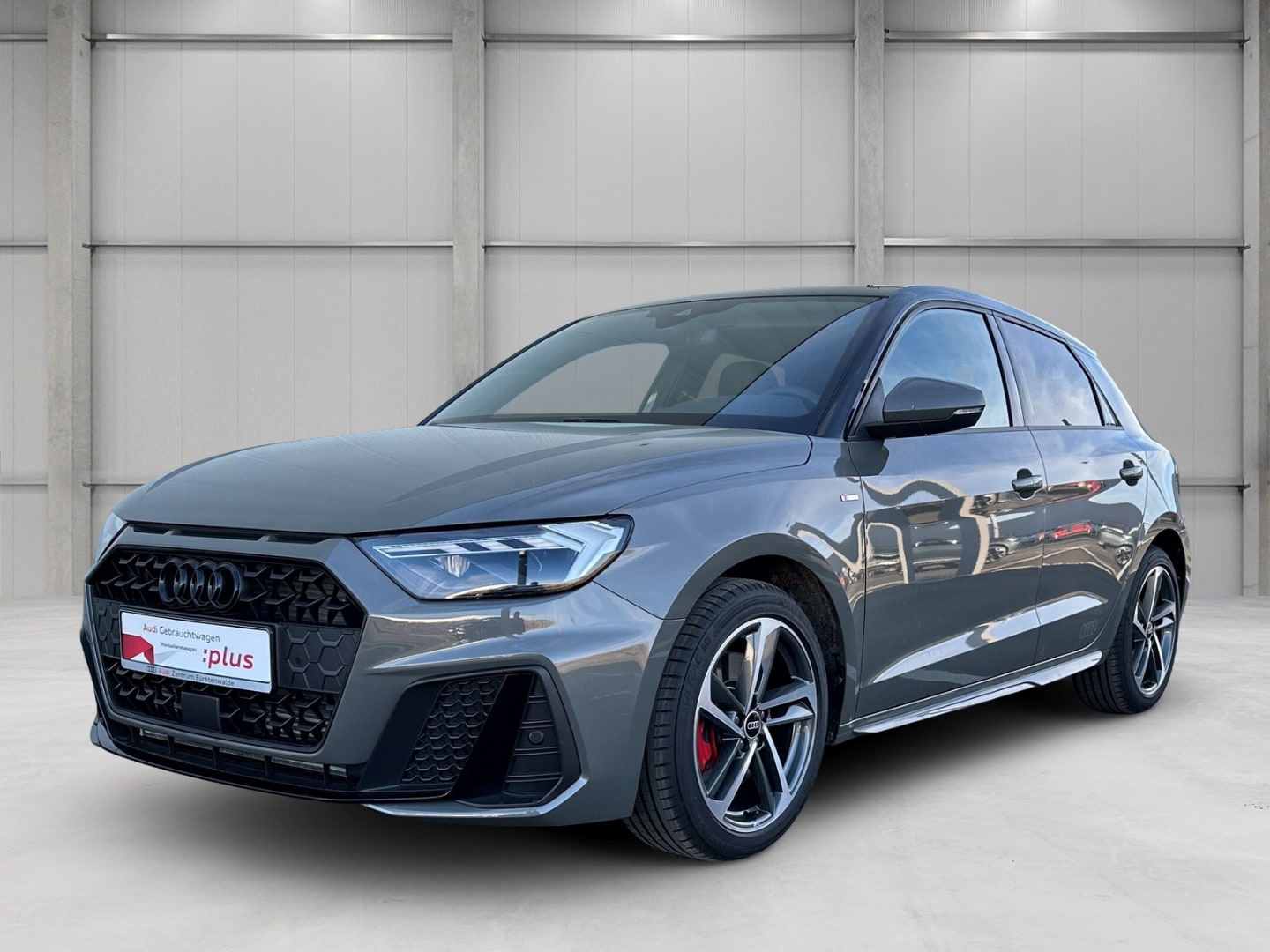 Bild über Audi A1 Sportback S line 40 TFSI S tronic - für weitere Informationen kontaktieren Sie den Audi Partner
