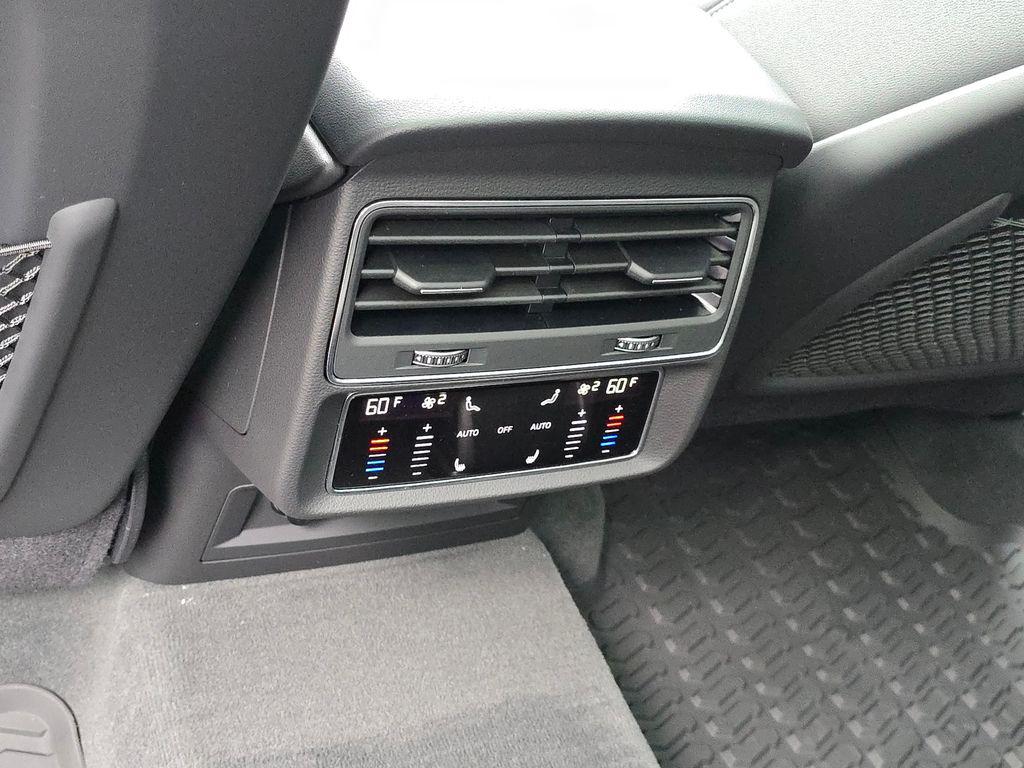 2026 Audi Q7 Premium Plus - Photo 17