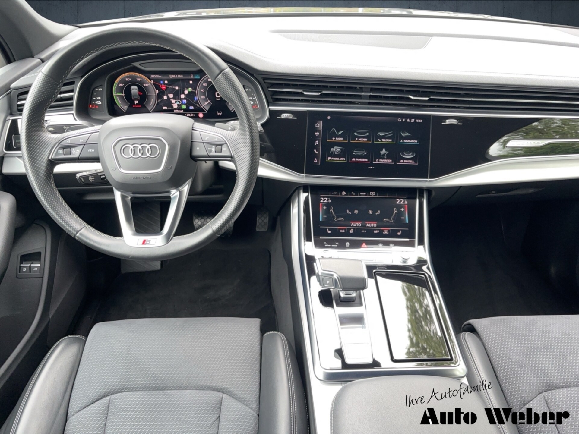 Audi Q7 SUV TFSI e S line