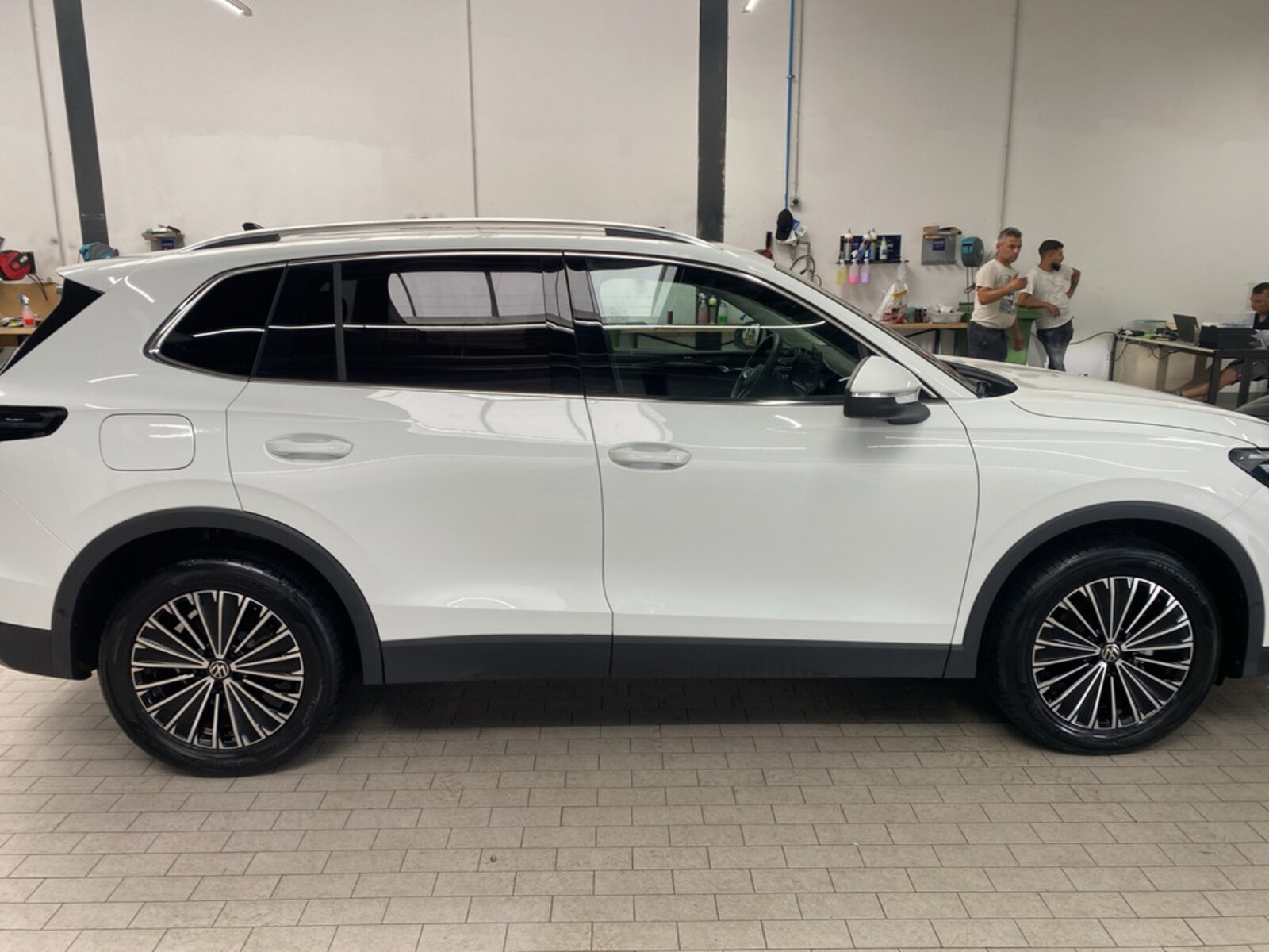 Volkswagen Tiguan – Bild 21
