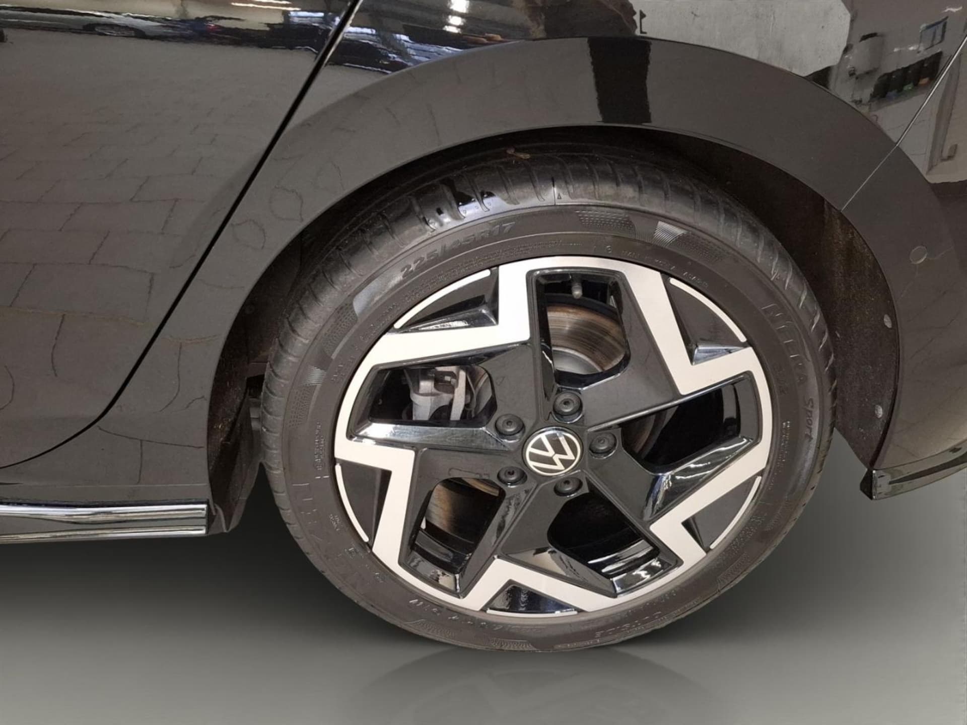 Volkswagen Golf R-Line
