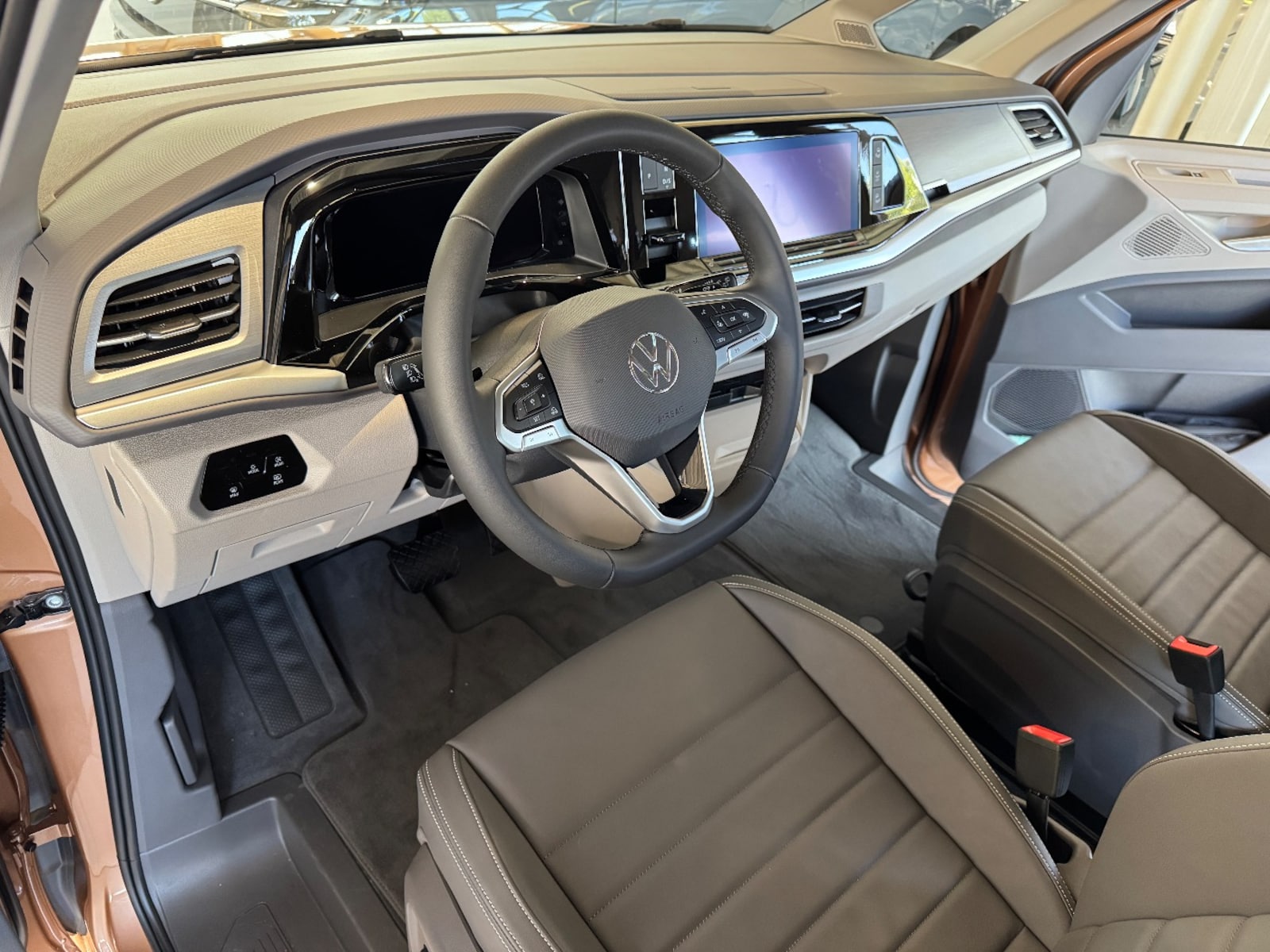 Volkswagen Multivan Langversion – Bild 16