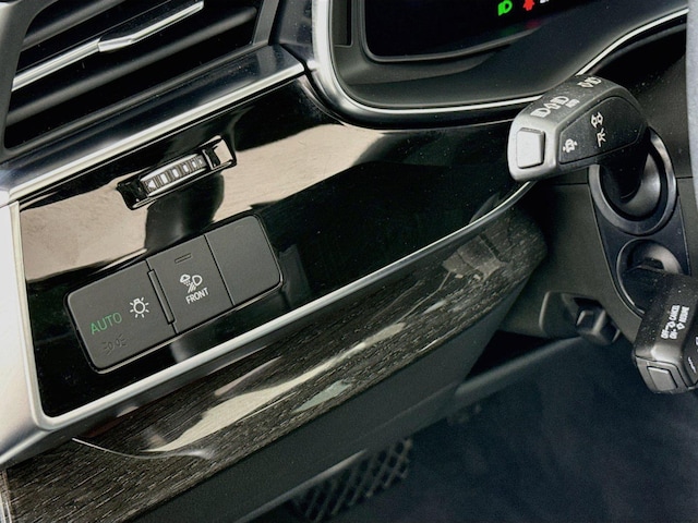 2025 Audi Q7 Premium Plus - Photo 10