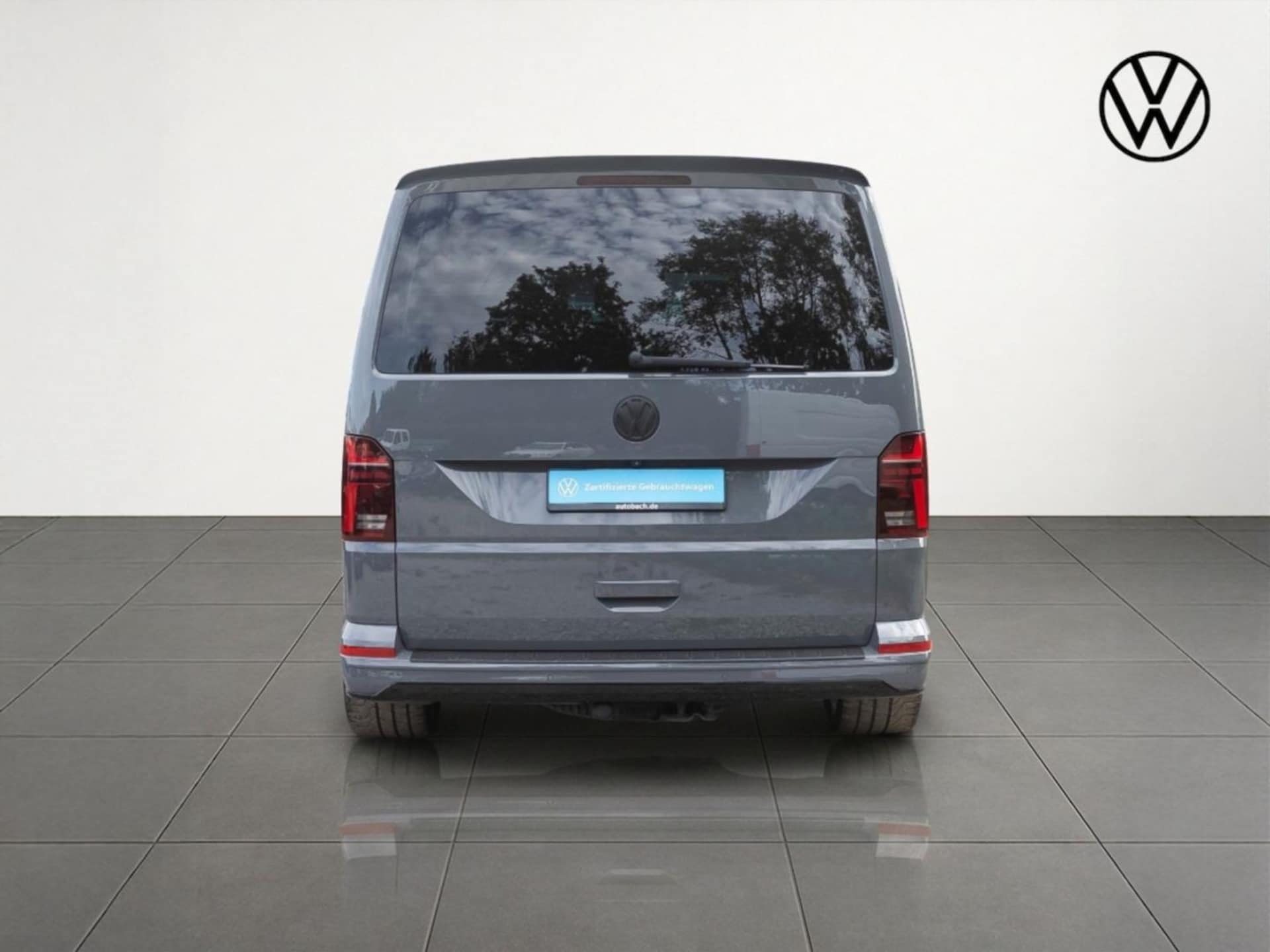 Volkswagen T6.1 Transporter Kombi langer Radstand