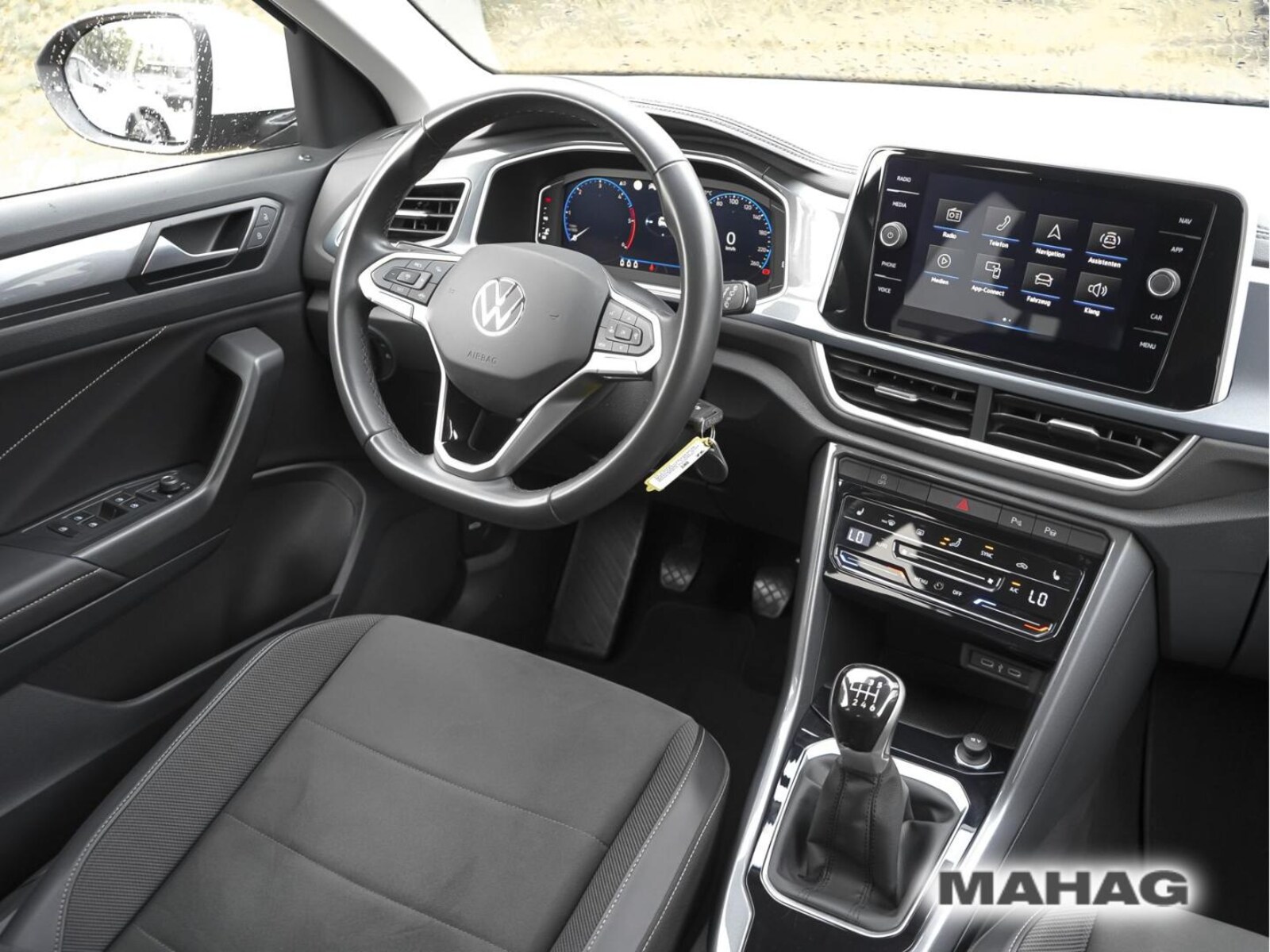 Volkswagen T-Roc – Bild 13