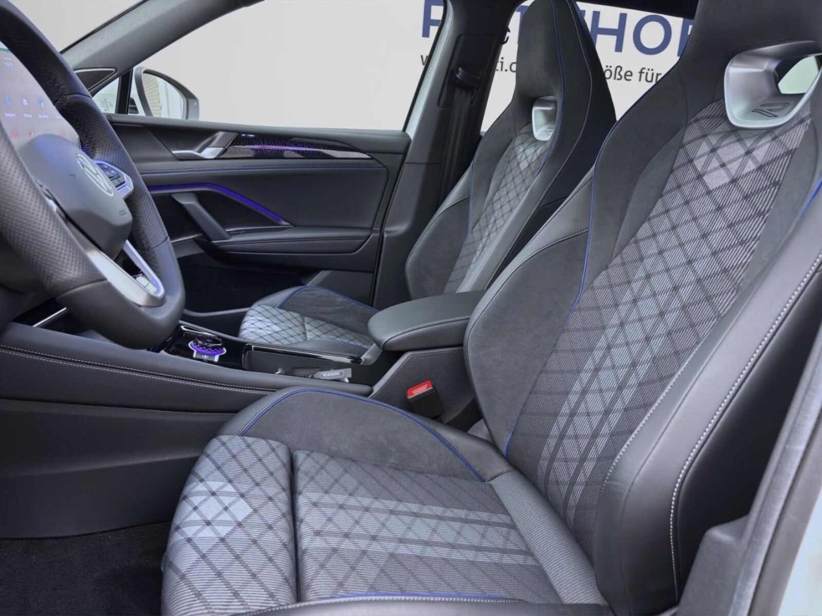 Volkswagen Tiguan – Bild 10