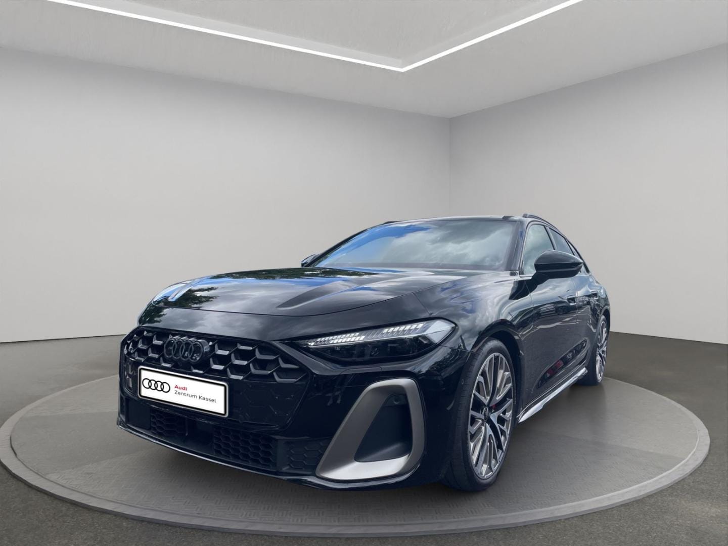 Bild über Audi A5 Avant TDI quattro 150 kW S tronic - für weitere Informationen kontaktieren Sie den Audi Partner
