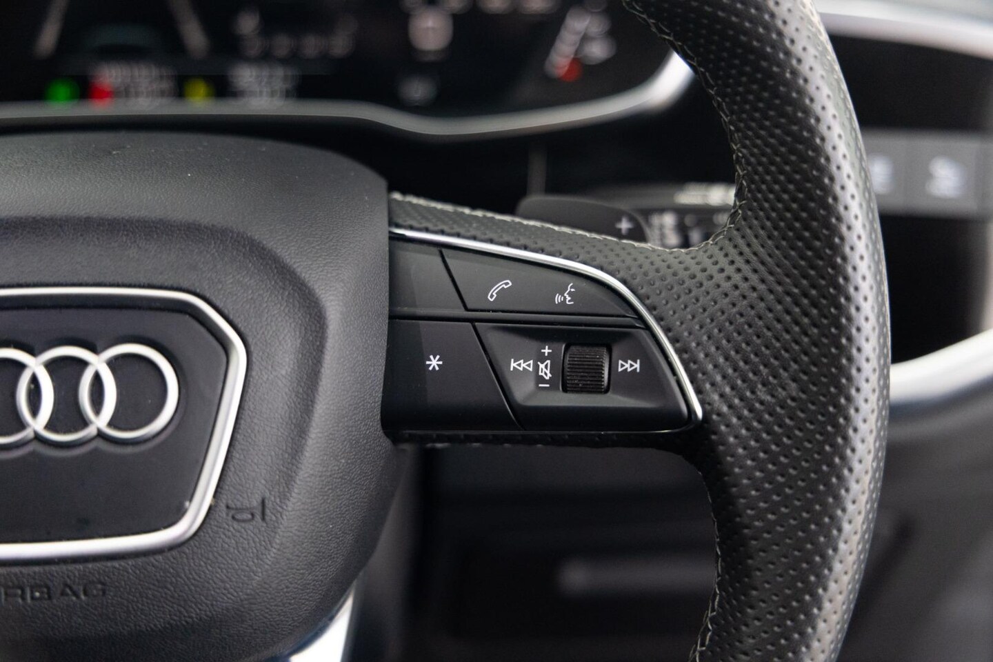 Image about Audi Q3 Sportback 40 TFSI quattro S tronic