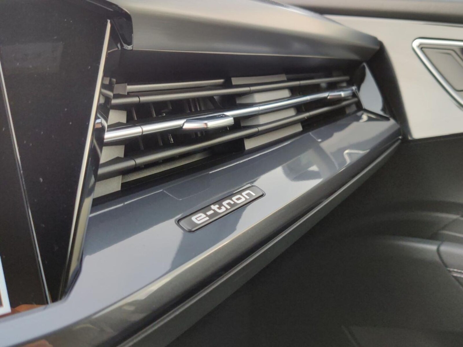 Audi Q4 Sportback e-tron – Bild 17