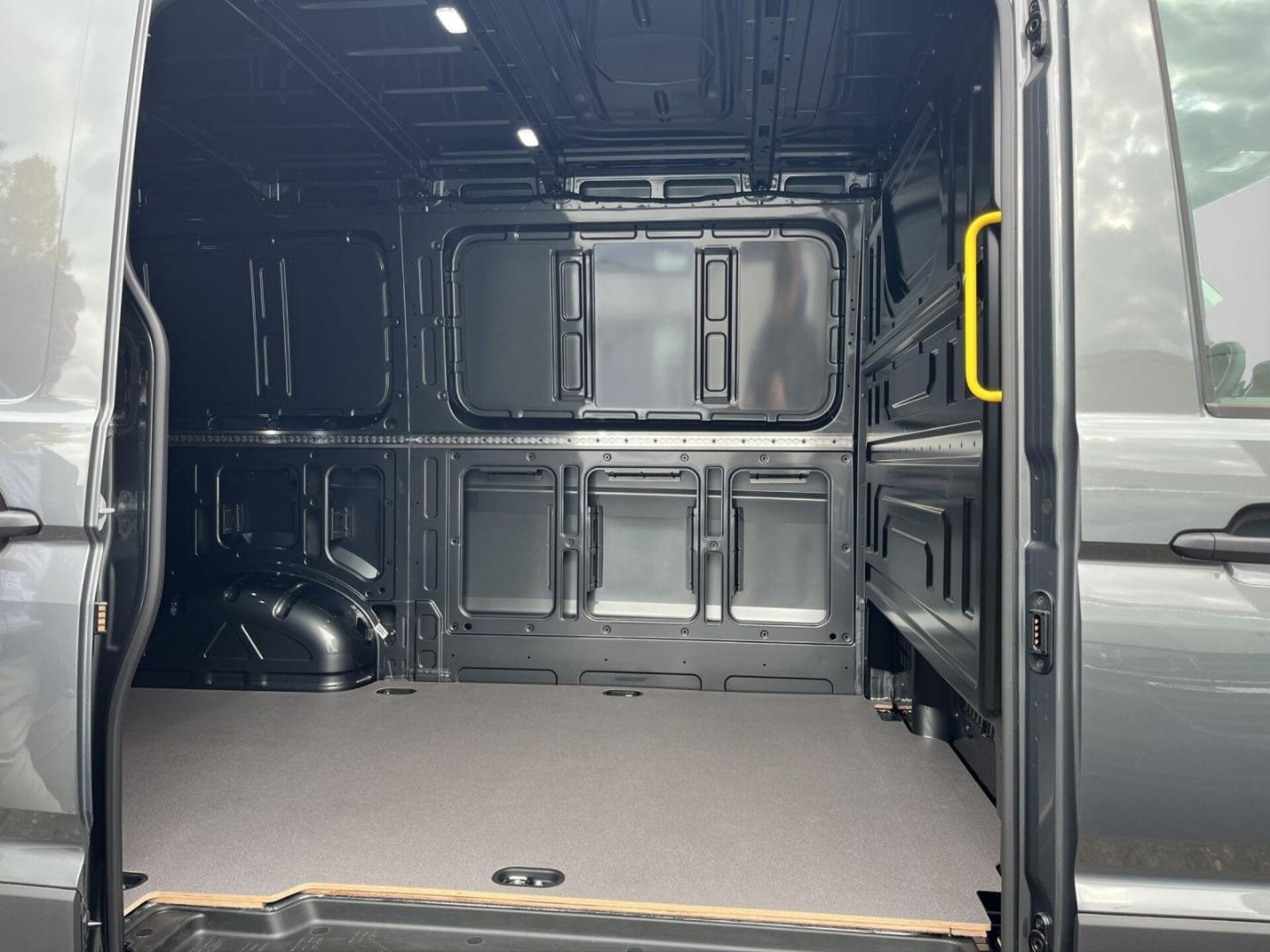Volkswagen Crafter Kasten mittlerer Radstand