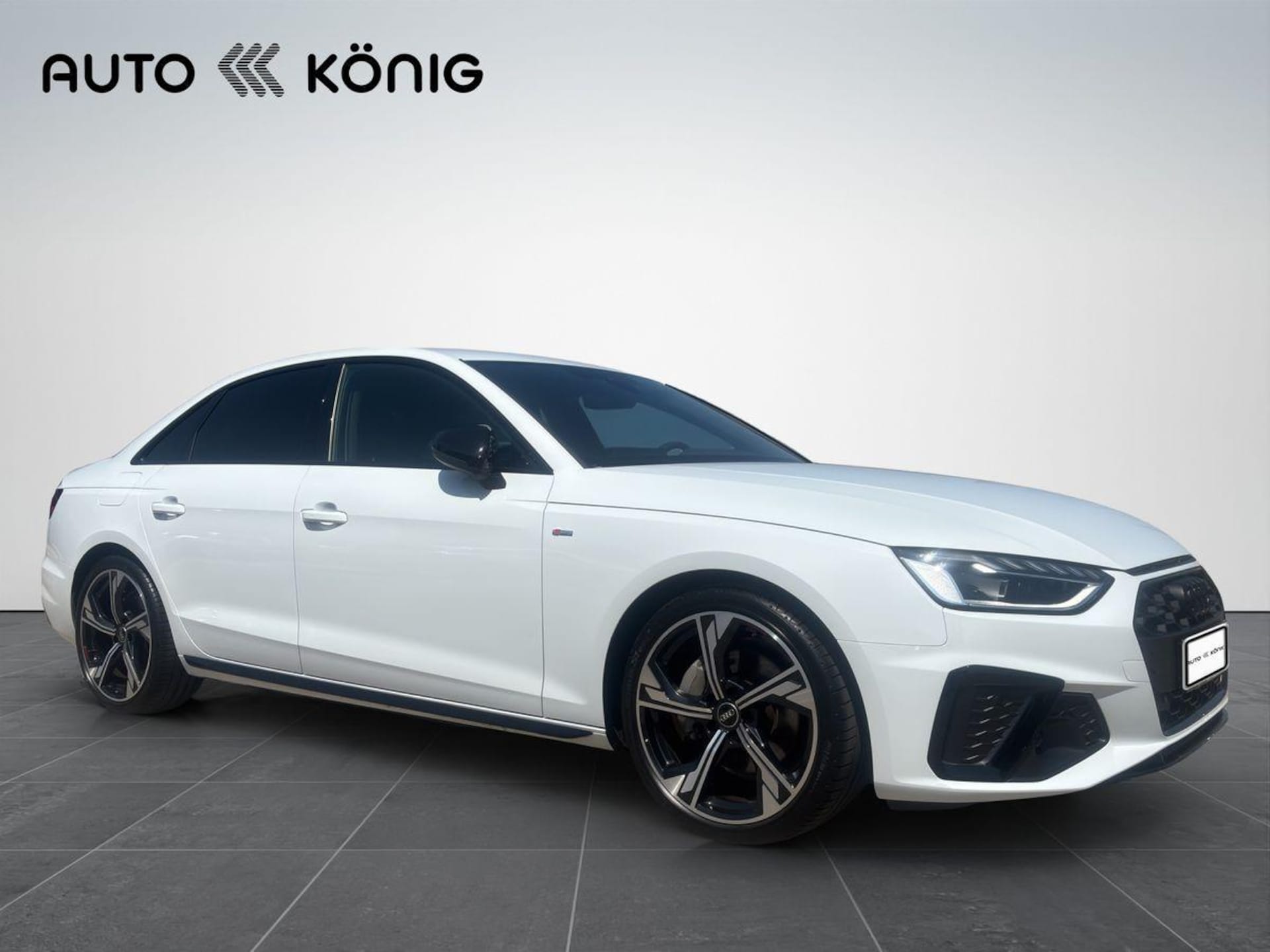 Audi A4 Limousine S line