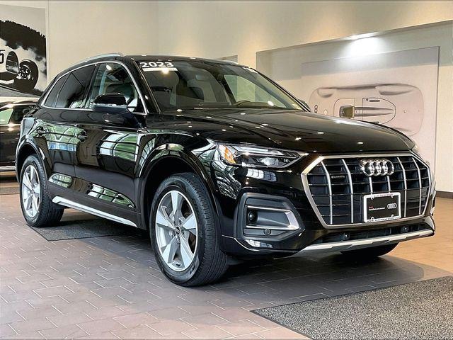 Photo of 2023 Audi Q5