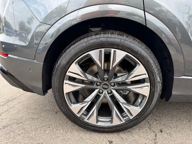 2026 Audi Q8 Premium Plus - Photo 11