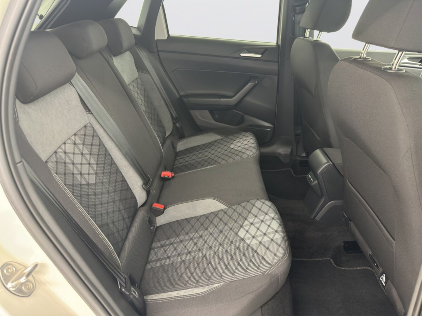 Volkswagen Polo – Bild 17