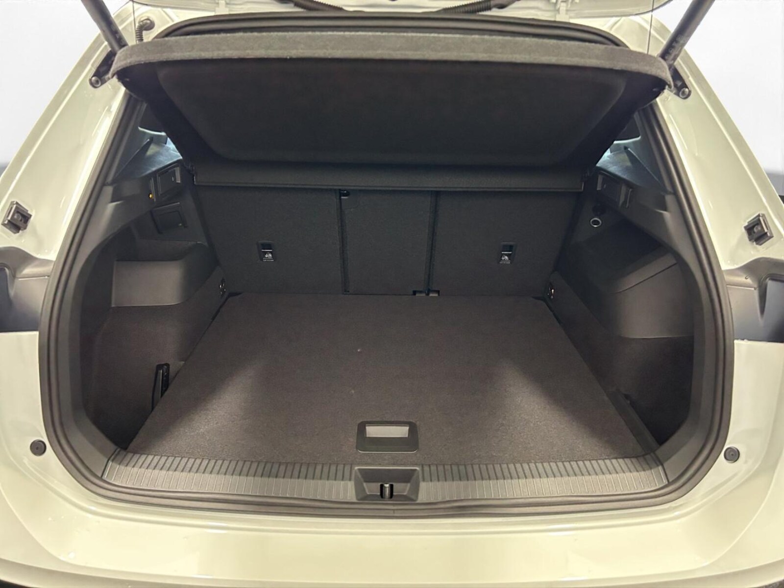 Volkswagen Tiguan – Bild 15