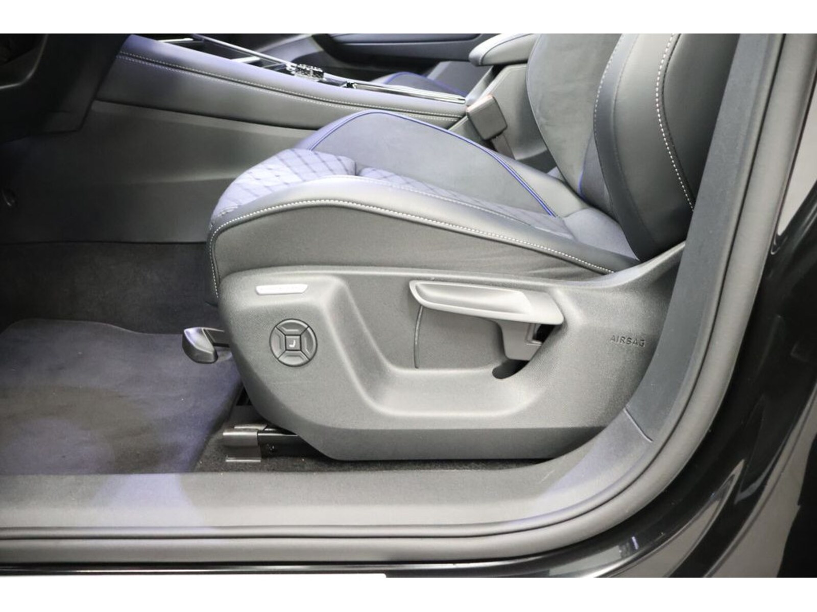 Volkswagen Tiguan – Bild 23