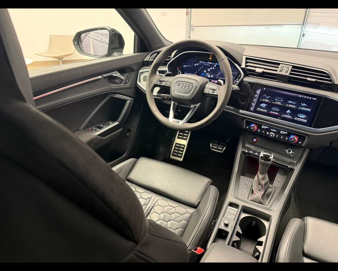 Image about Audi RS Q3 Sportback RS Q3 Sportback 294 kW (400 PS) S tronic
