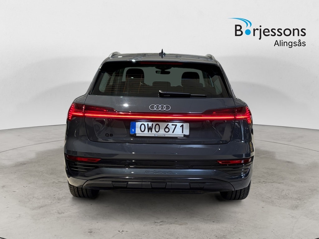 Bild som visar Audi Q8 e-tron Q8 50 e-tron quattro Proline 250,00 kW - för mer information kontakta din Audi Partner
