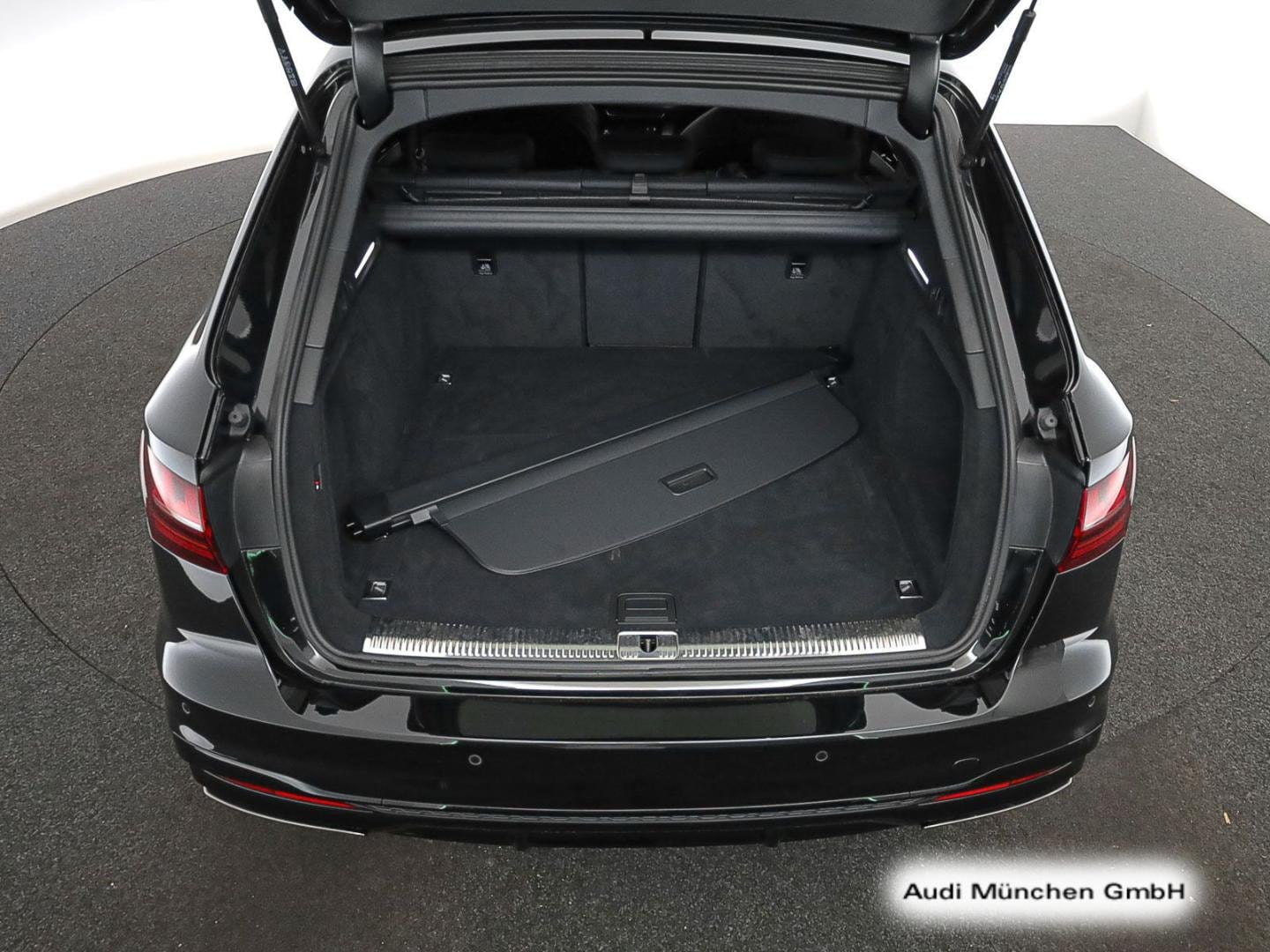 Bild über Audi A4 Avant S line 40 TFSI S tronic - für weitere Informationen kontaktieren Sie den Audi Partner