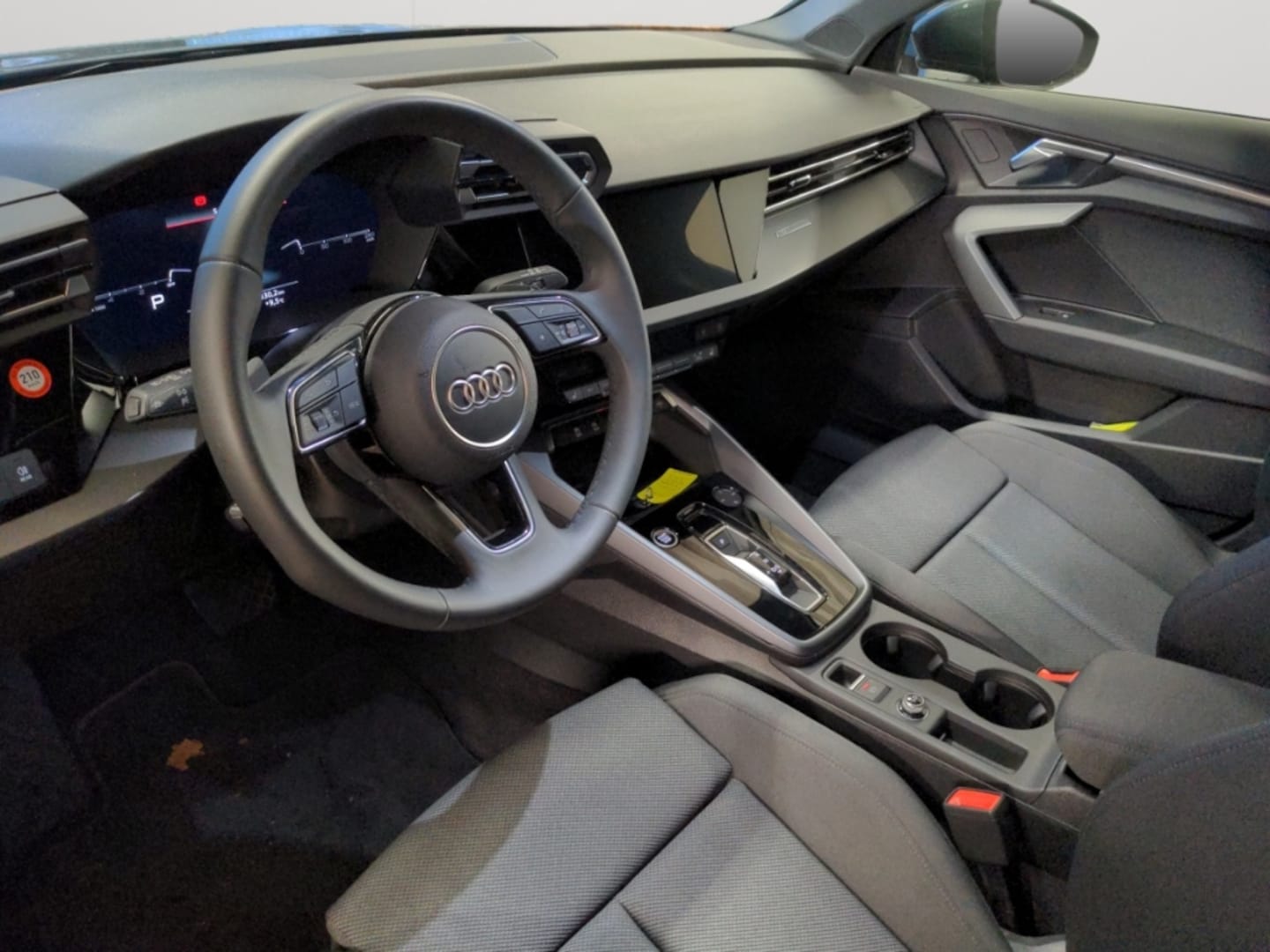 Bild über Audi A3 Sportback TDI S tronic - für weitere Informationen kontaktieren Sie den Audi Partner
