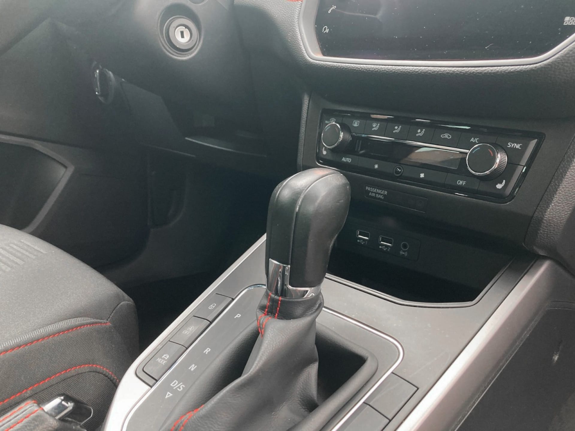 SEAT Arona FR