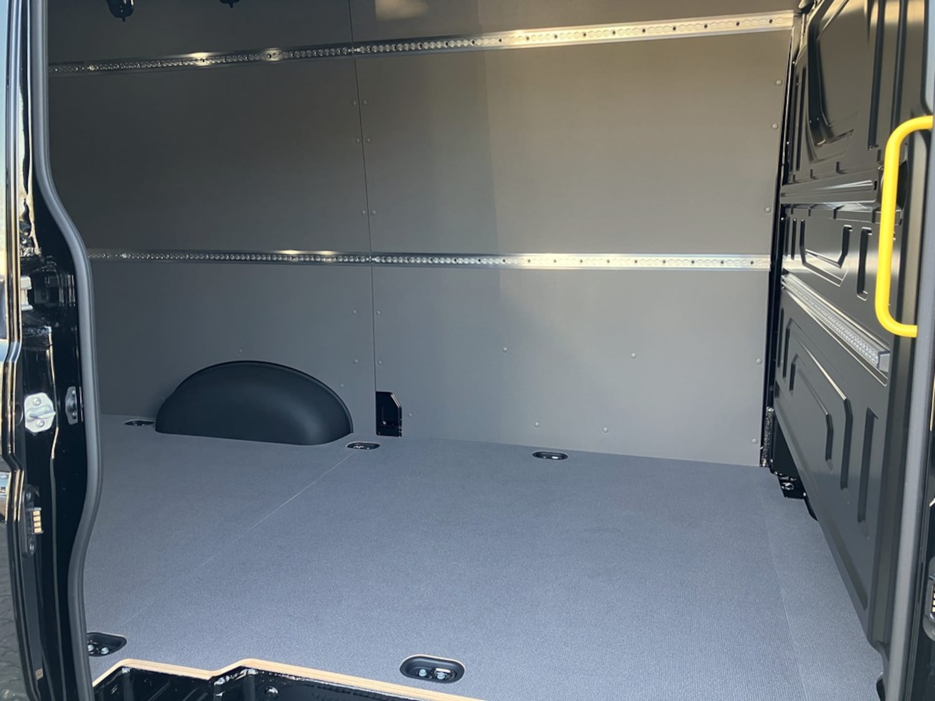 Volkswagen Crafter Kasten mittlerer Radstand