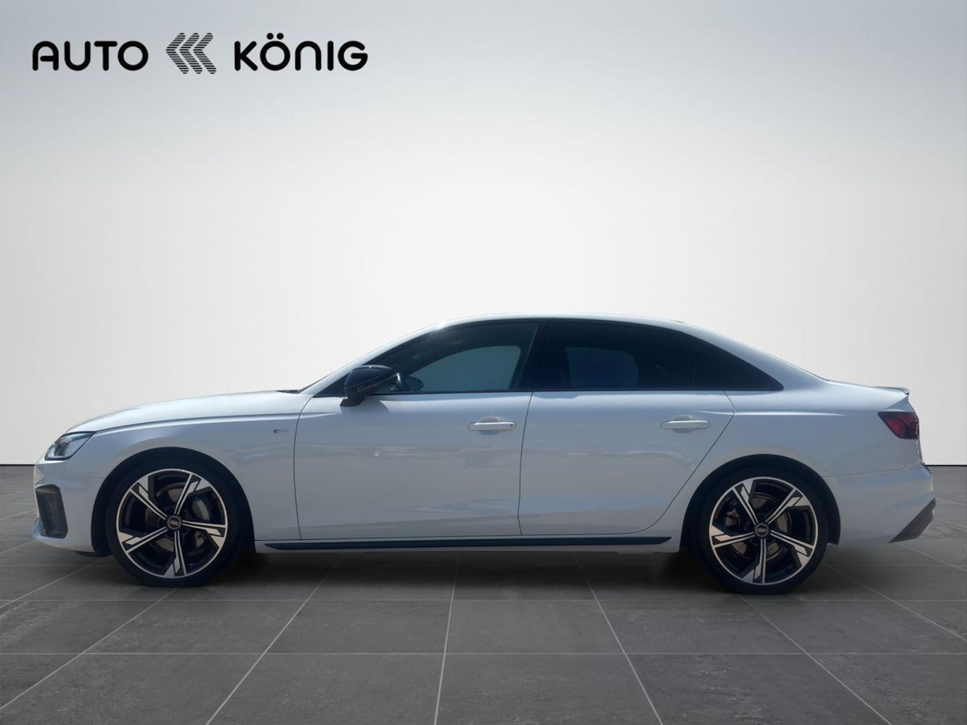 Audi A4 Limousine S line