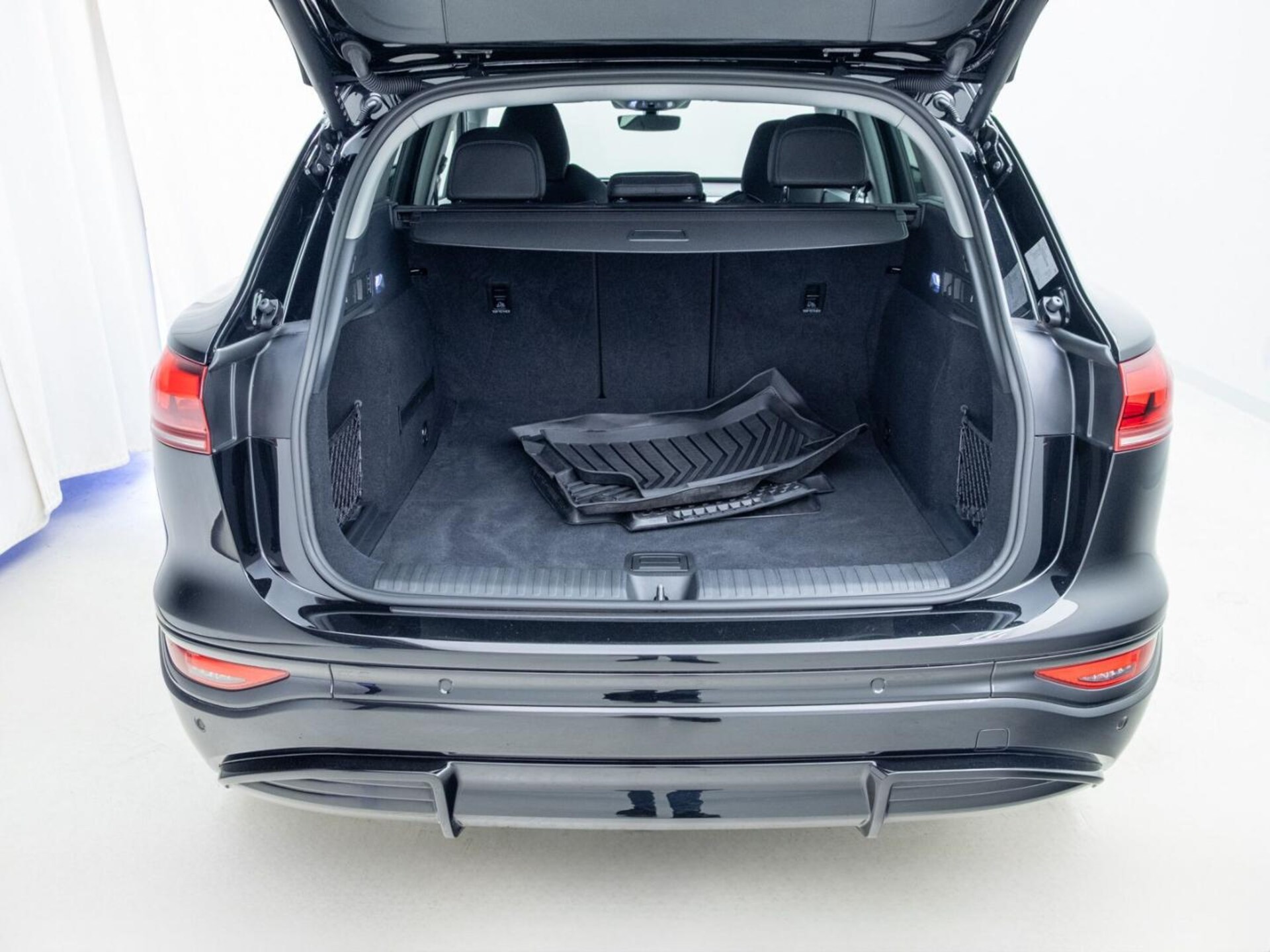 Audi Q6 SUV e-tron
