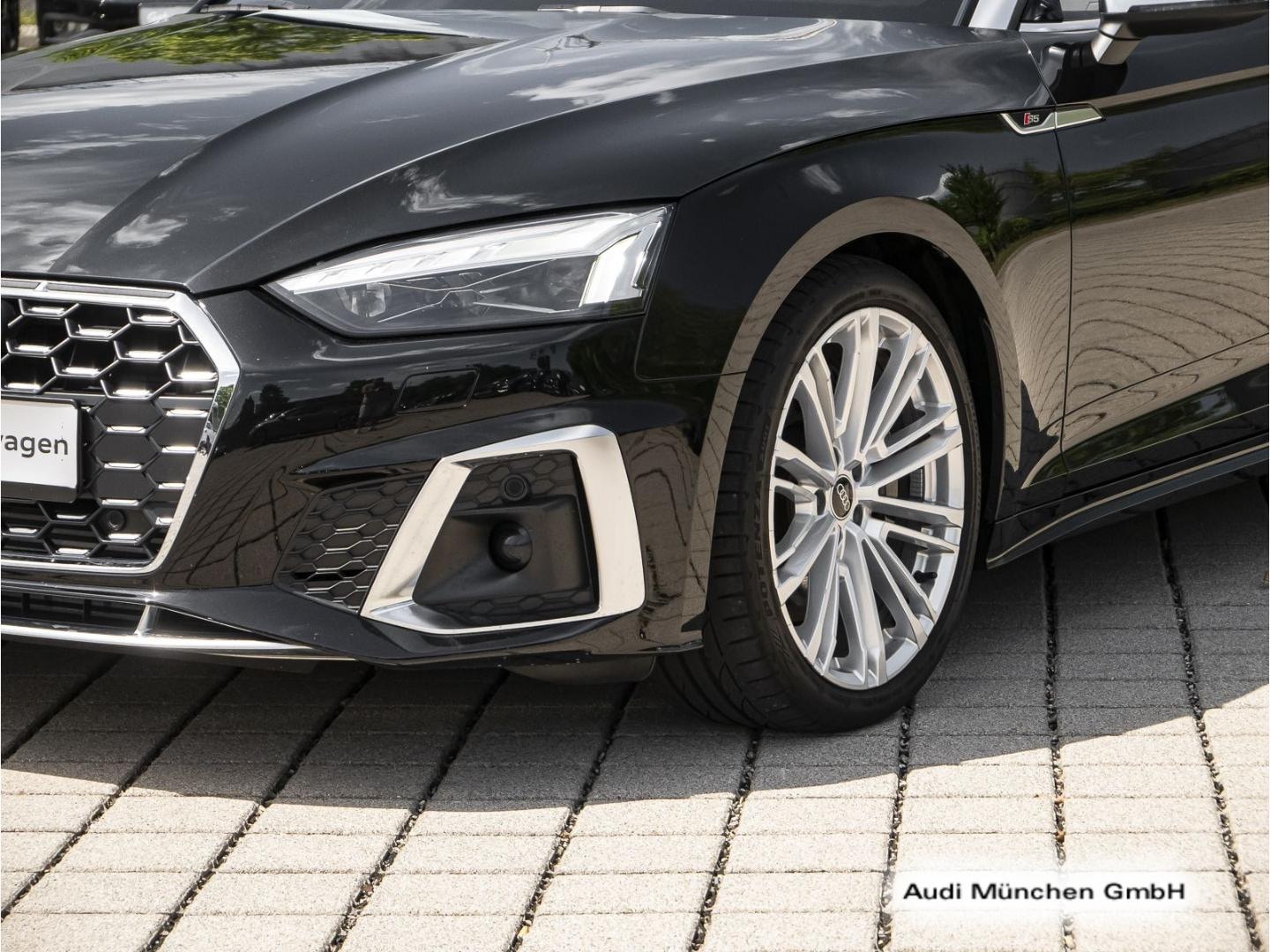 Bild über Audi S5 Cabriolet TFSI quattro tiptronic - für weitere Informationen kontaktieren Sie den Audi Partner