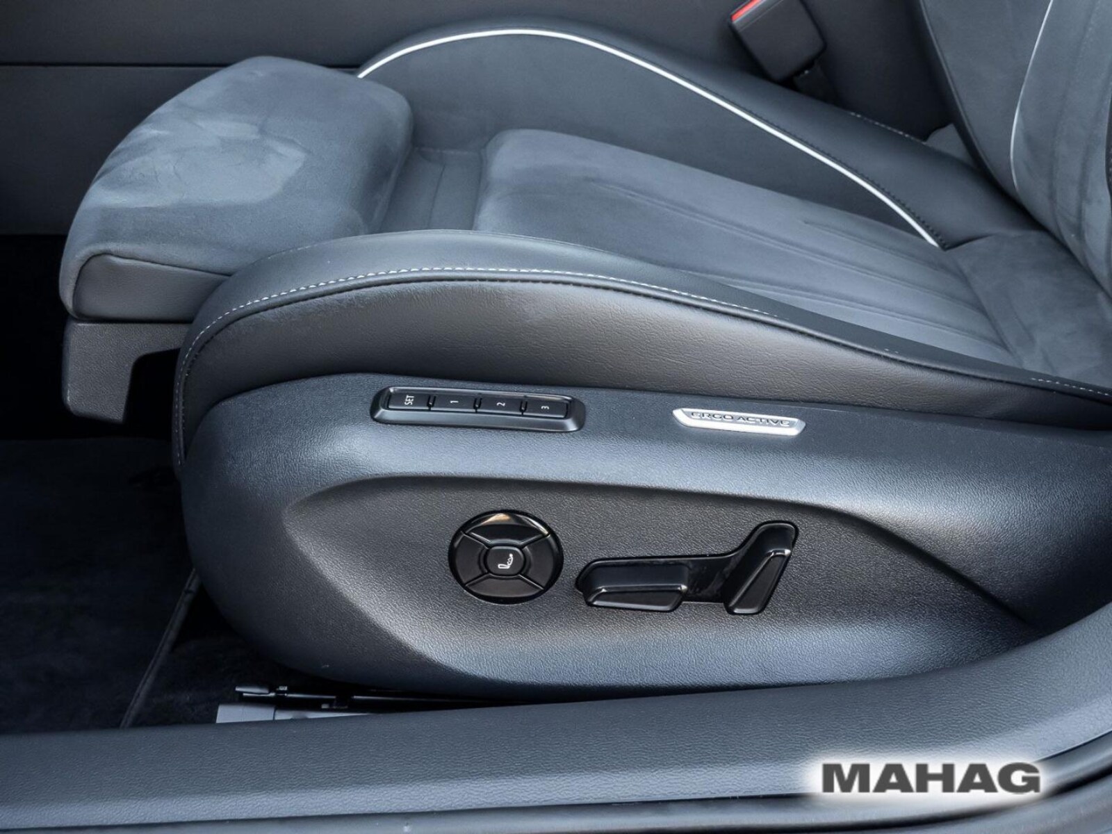 Volkswagen Passat – Bild 25