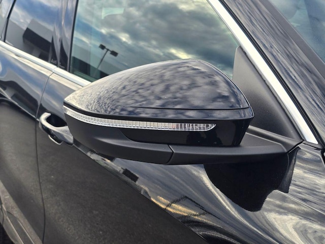 2025 Audi Q5 Premium - Photo 18