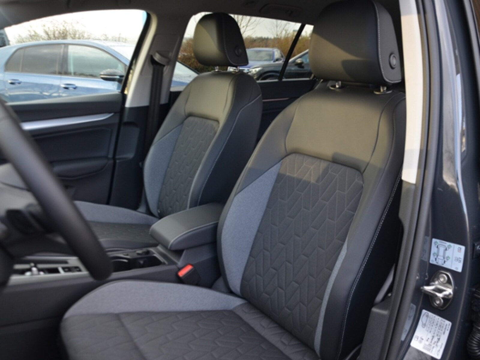 Volkswagen Golf Variant – Bild 12