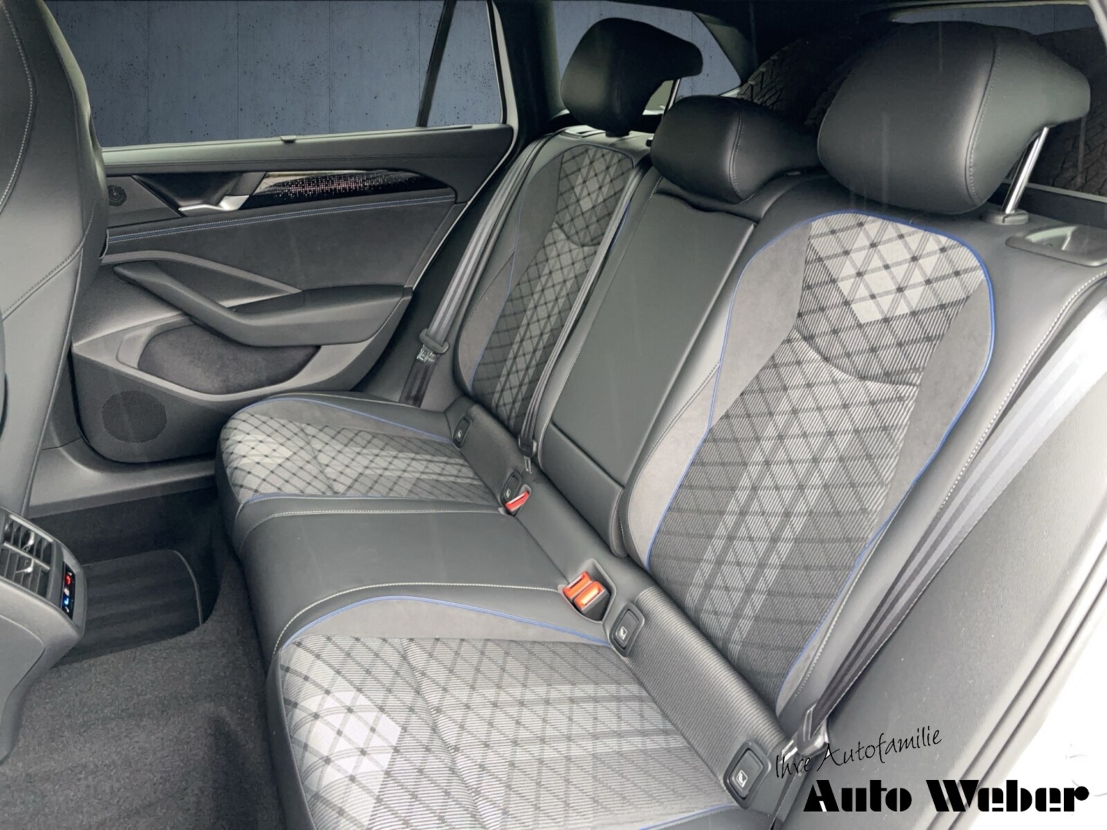 Volkswagen Passat – Bild 12