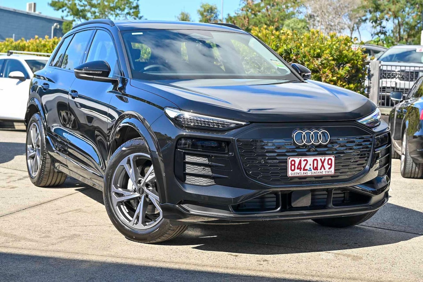 Image about Audi Q6 SUV e-tron e-tron
